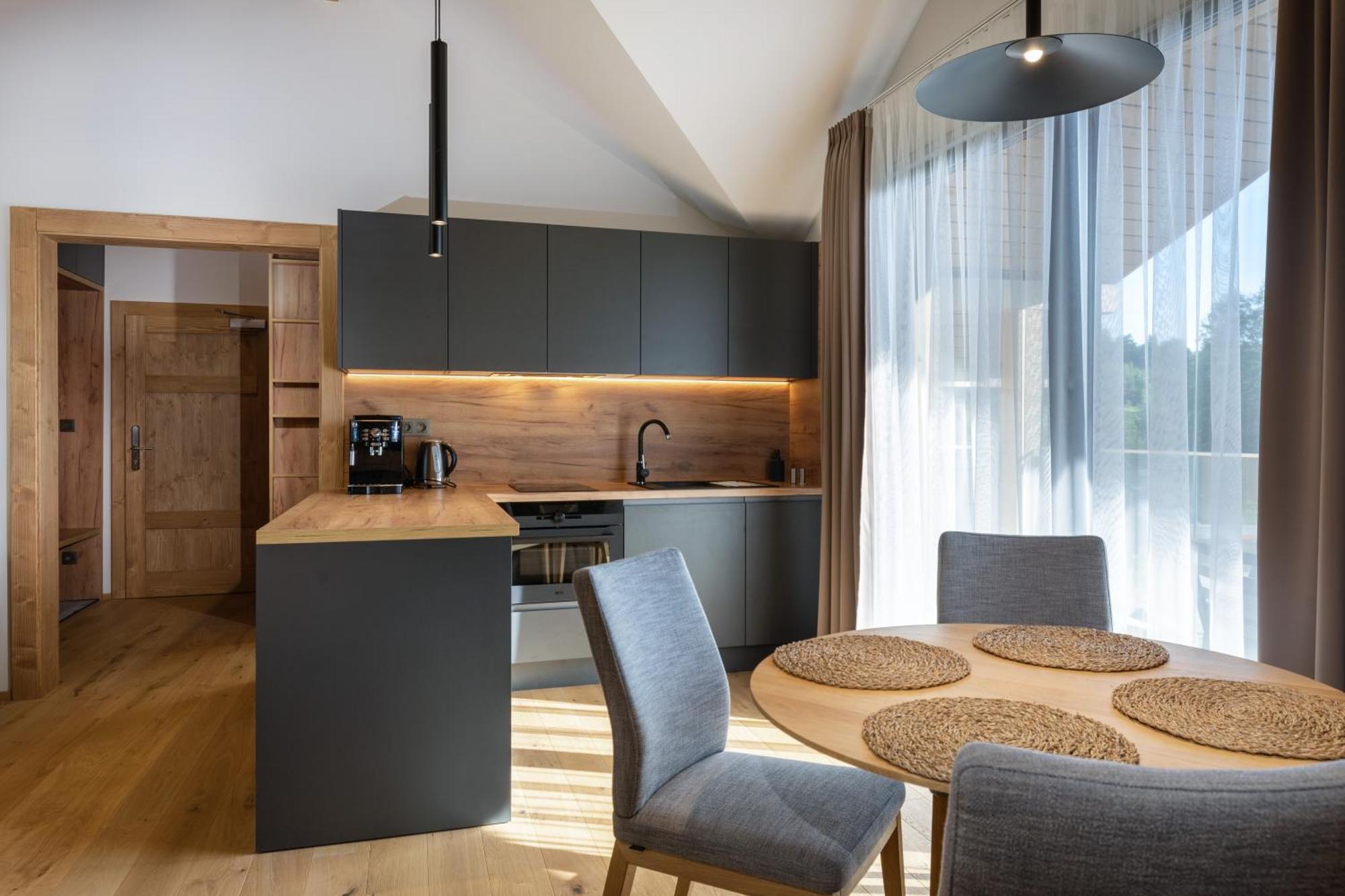 Mountica Velka Lomnica Apartment Luaran gambar